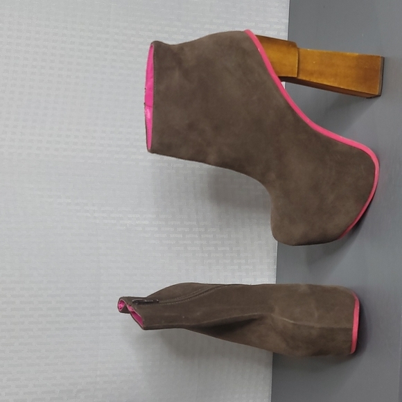 DV8 Dolce Vita retro Platform heels with architectural heel size 8.5 excellent - Picture 1 of 9